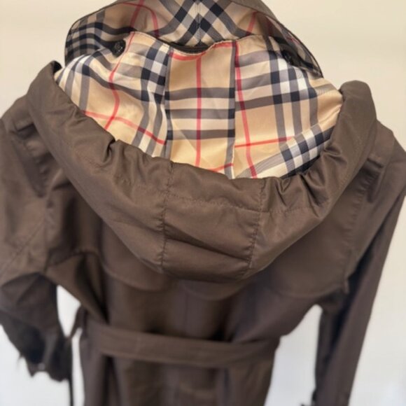 BURBERRY TRENCH  COAT WOMEN BROWN COLOR size 2P - Picture 5 of 8